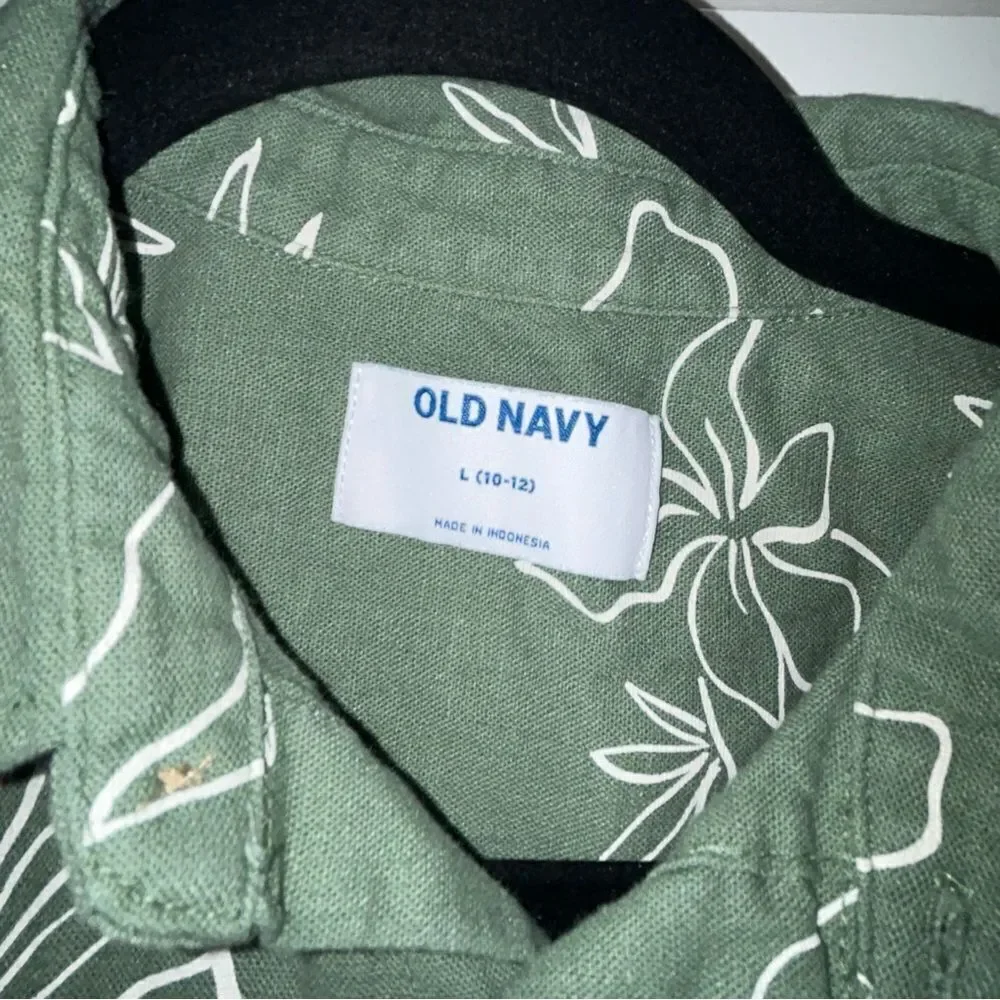 Old Navy Boys’ Plaid Stripe Floral Print Polo Button Down Shirt Lot of 4